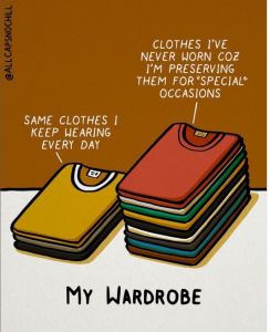 Folded clothes 